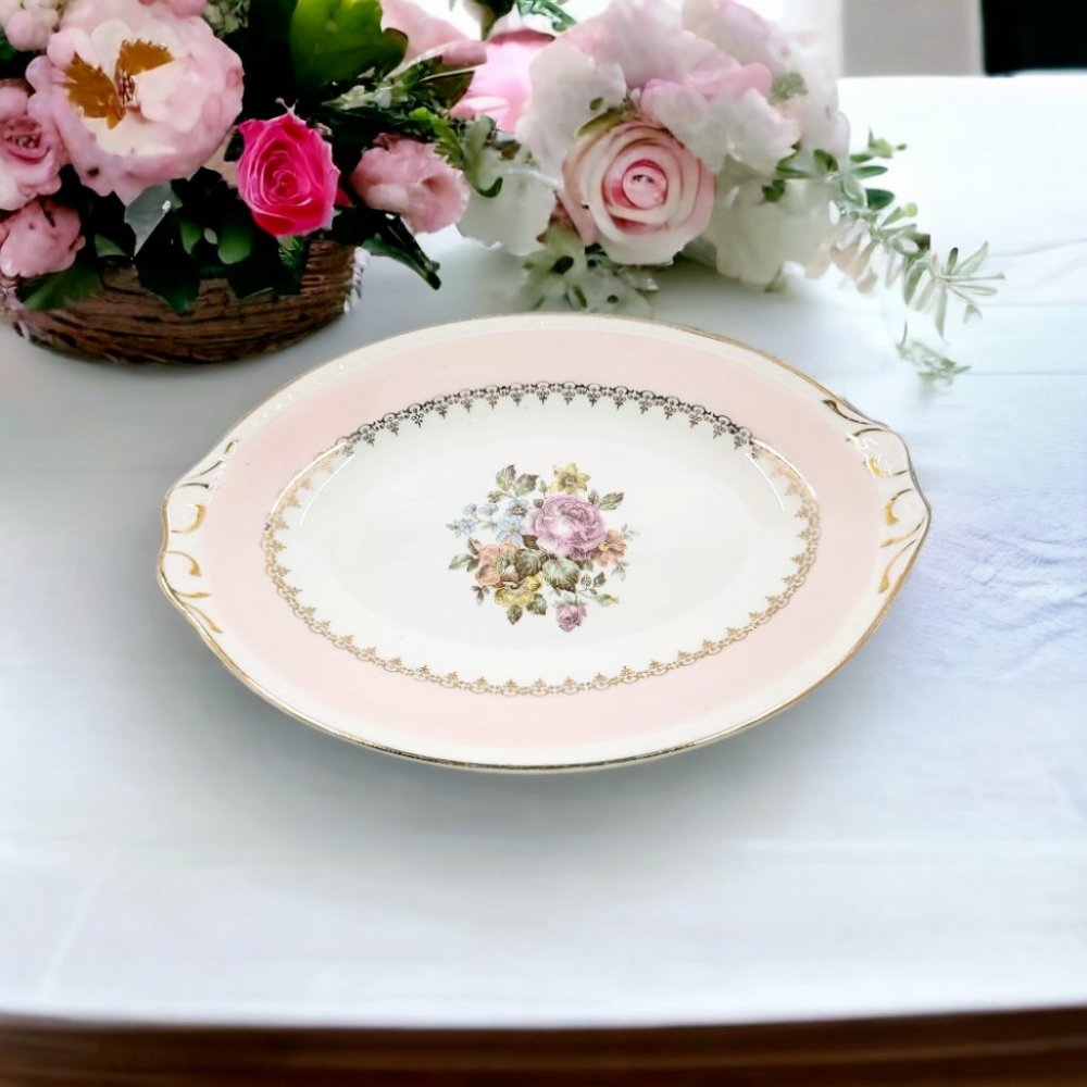 Homer Laughlin Arcadia Pattern Oval Relish Gravy Boat Tray Eggshell Georgian